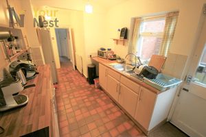 Photo 18- click for photo gallery